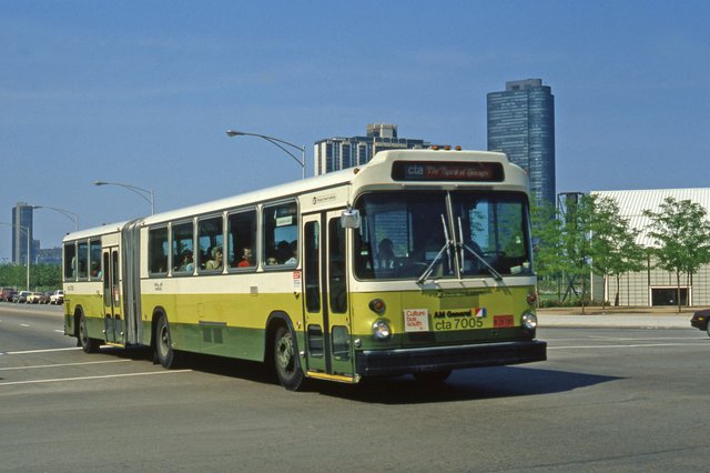 Bus 7000